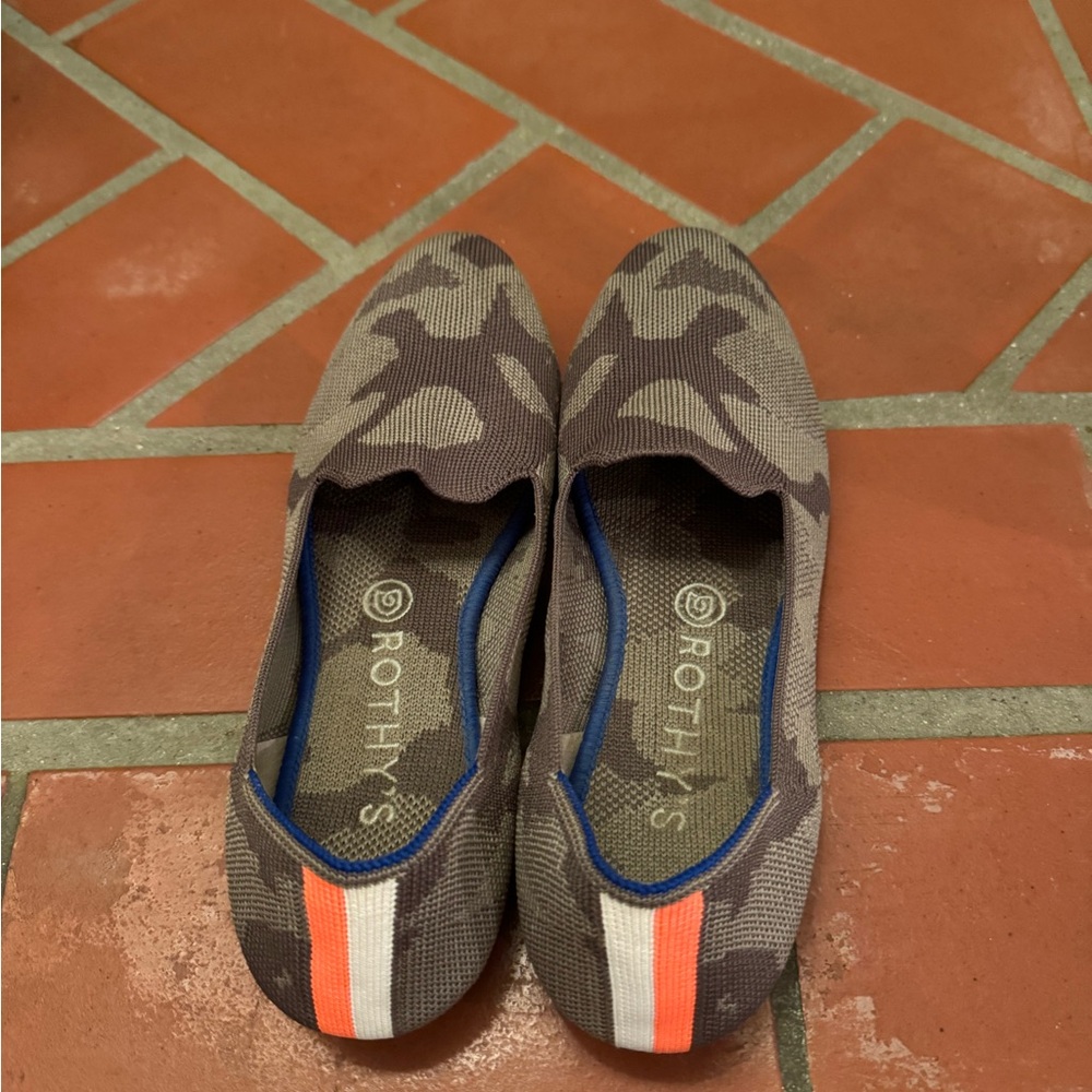 EUC ROTHY'S Camo Flats. Size 9 but fit like an 8, POSSIBLY 8.5